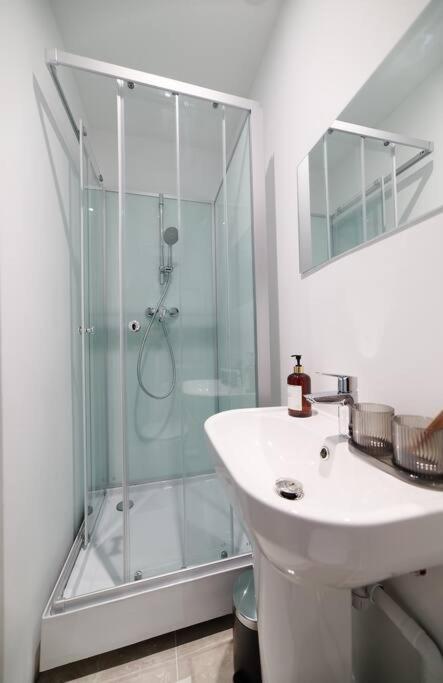 Appartement Place Des Terreaux Лион Экстерьер фото