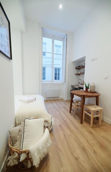 Appartement Place Des Terreaux Лион Экстерьер фото